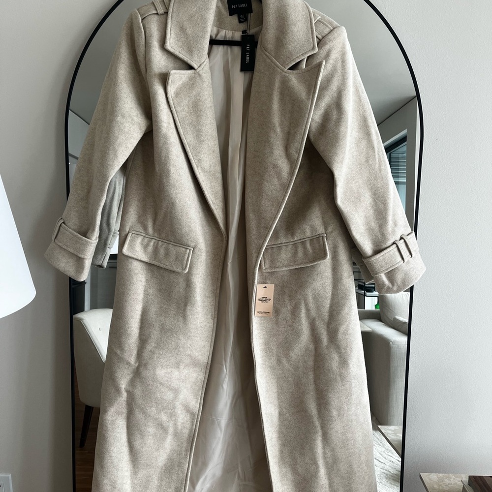 Pretty Little Thing Beige Oversized Women's Coat